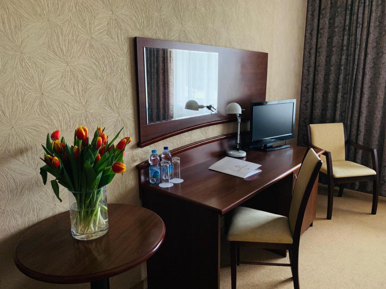 Hotel Rozdroze Nieborów מראה חיצוני תמונה